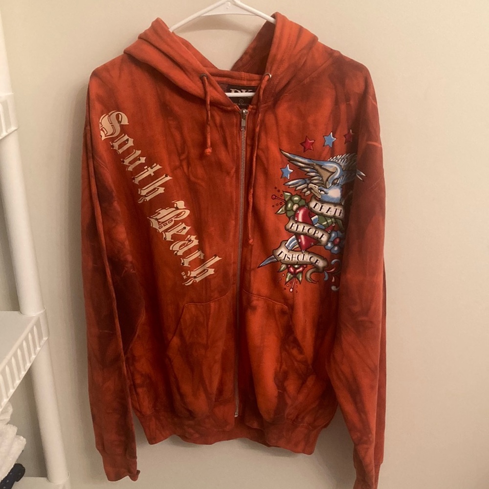 DK orange sweatshirt similar in likeness to Ed Hardy Sz L